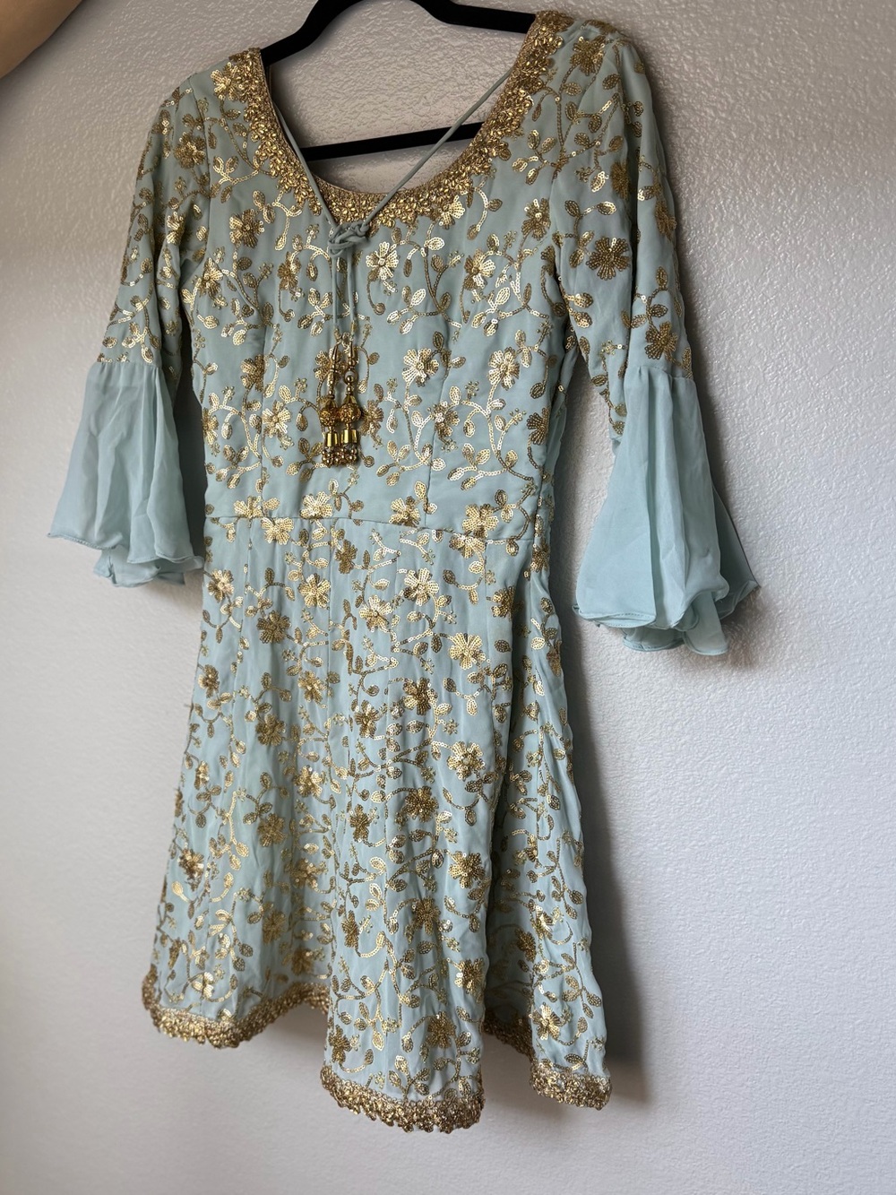 vintage embellished bedazzled Light Blue & Gold Floral Women's Dress